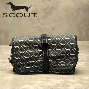 Scout Hanging Toiletry Bag